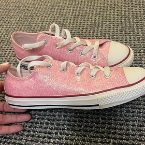 Girl’s pink shimmer Converse, size 4